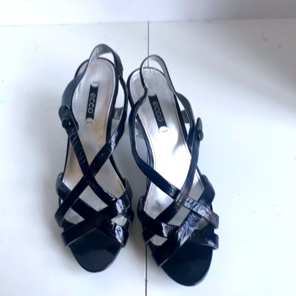 ECCO Patent Leather Strappy Heeled Sandals US 9/9.5 Euro 40 - Picture 1 of 11